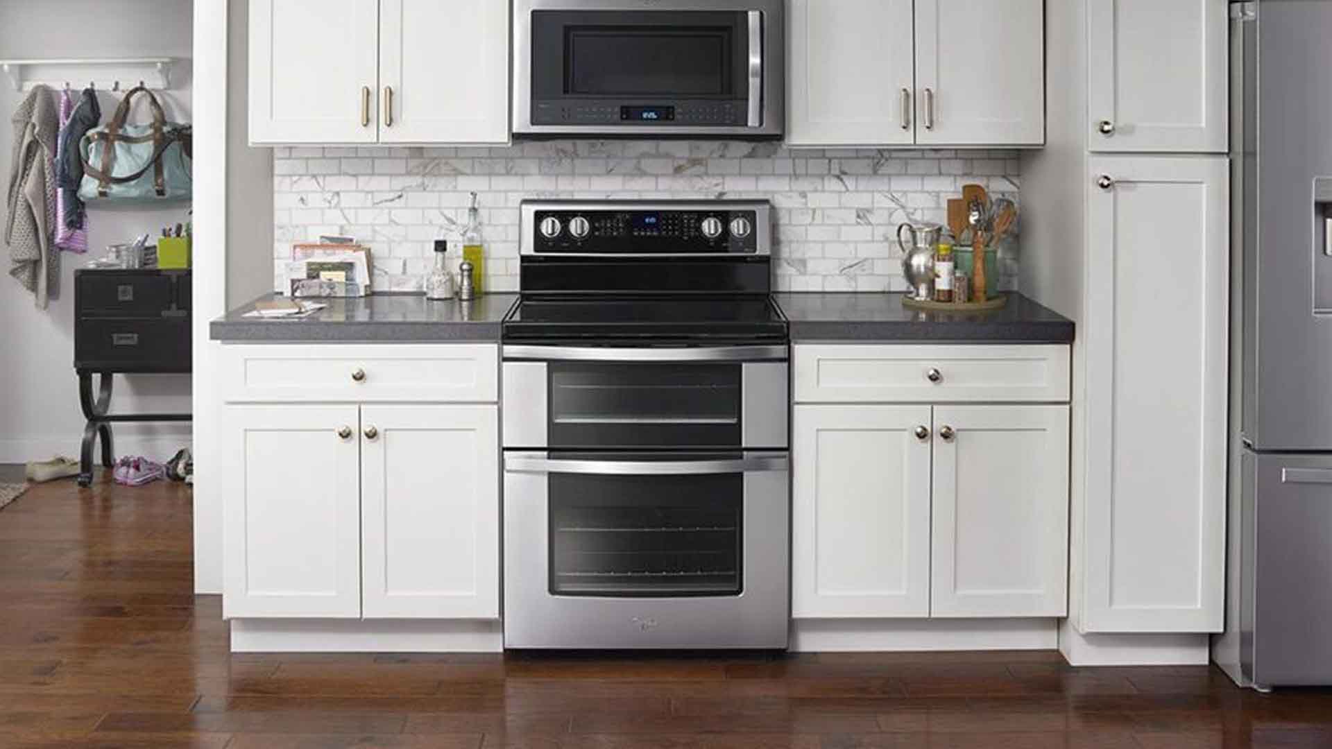 Whirlpool Double Oven Freestanding Repair Service | Whirlpool Appliance Repairs